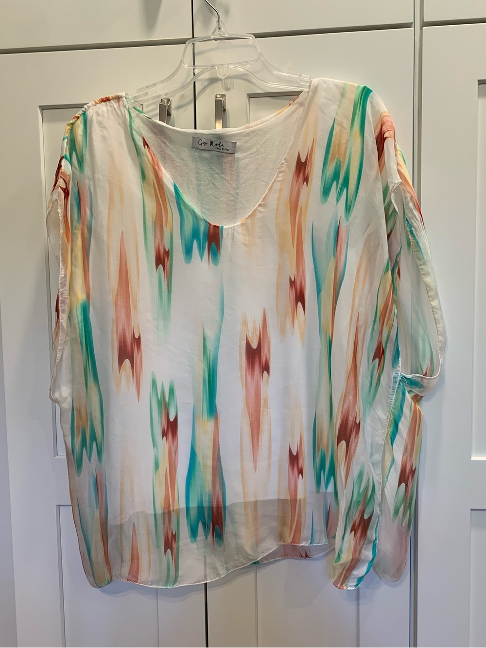 GIGI MODA 100% Silk Sheer Blouse OS Multicolored Watercolor Design V-Neck